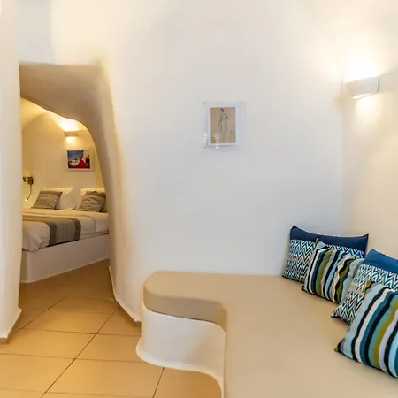 Vogue Hotel