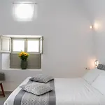 Vogue Hotel Oia (Santorini)
