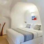 Vogue Hotel