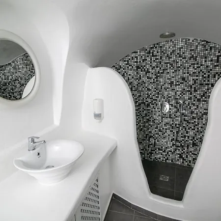 Vogue Hotel 3*